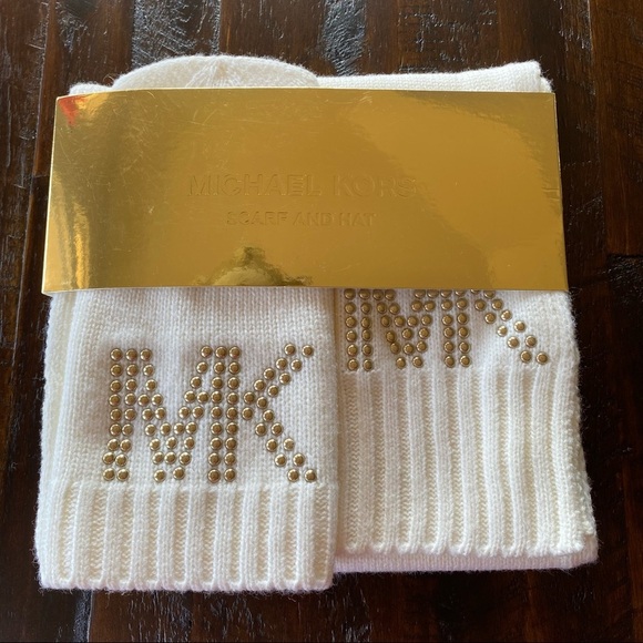Michael Kors Studded Hat and Scarf Set - Picture 3 of 3